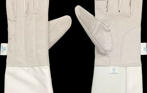 Gant d’escrime – sécurité et confort